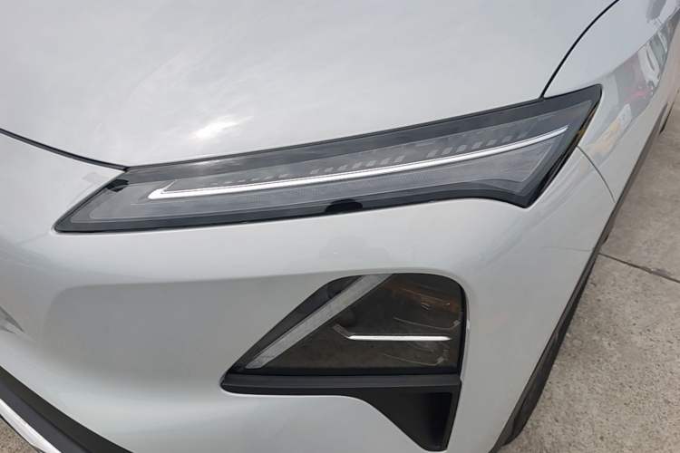 Used Wuling Xingguang S 2024 510 km Flagship Version Left Front Headlight