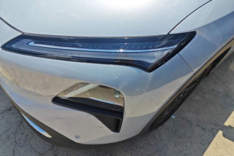 Used Wuling Xingguang S 2024 130 km Flagship Version Left Front Headlight