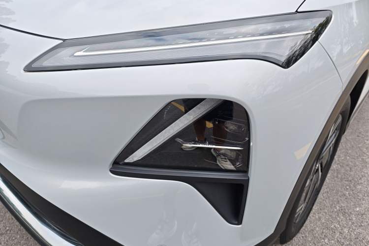 Used Wuling Xingguang S 2024 130 km Flagship Version Left Front Headlight