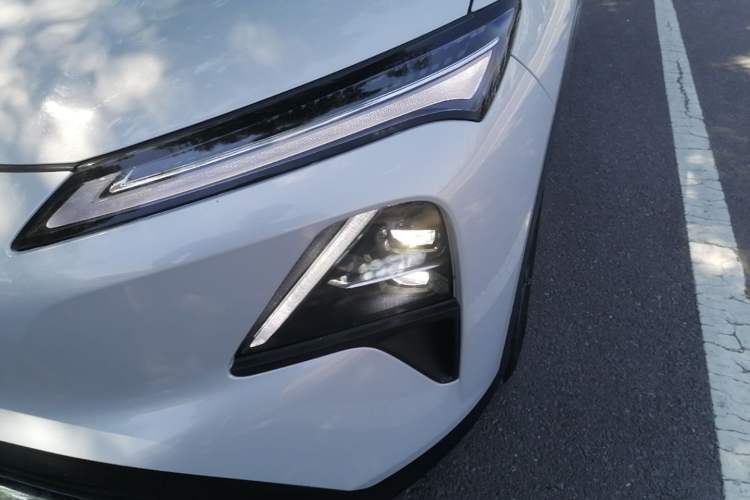 Used Wuling Xingguang S 2024 60km Advanced Version Left Front Headlight