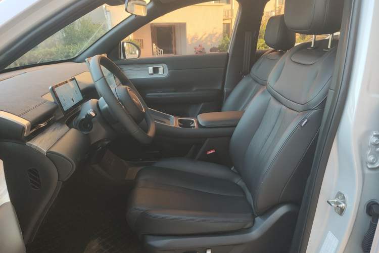 Used Wuling Xingguang S 2024 130 km Flagship Version Left Front Seat