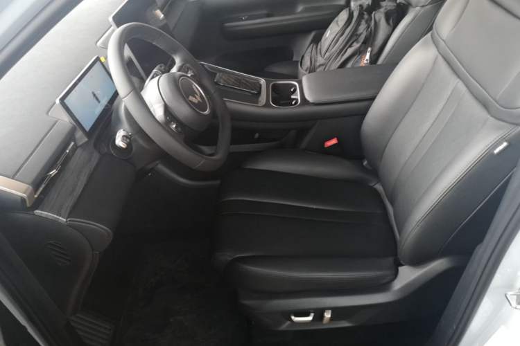 Used Wuling Xingguang S 2024 510 km Flagship Version Left Front Seat