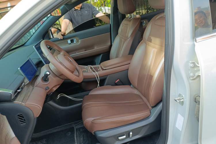Used Wuling Xingguang S 2024 510 km Flagship Version Left Front Seat