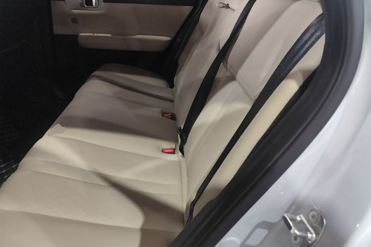 Used Wuling Xingguang S 2024 130 km Flagship Version Left Rear Seat