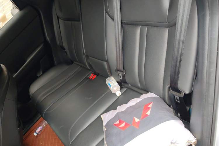 Used Wuling Xingguang S 2024 130km Flagship Version Left Rear Seat