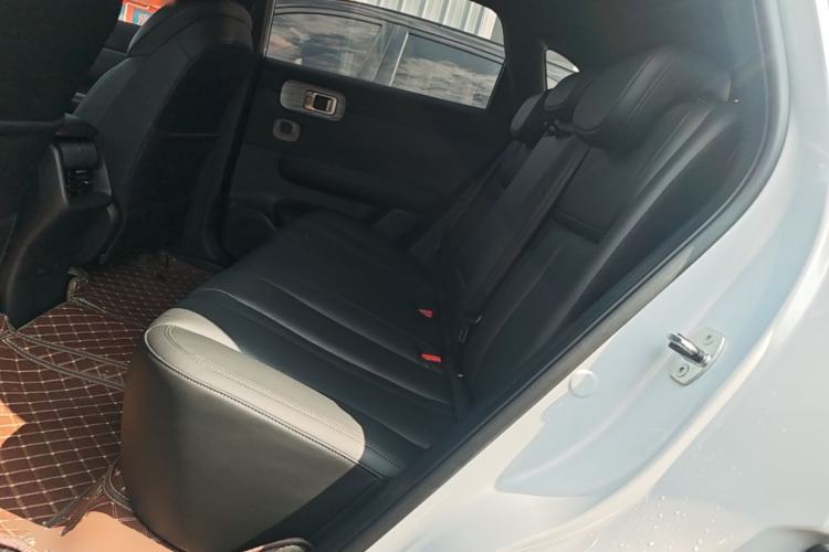 Used Wuling Xingguang S 2024 510 km Flagship Version Left Rear Seat