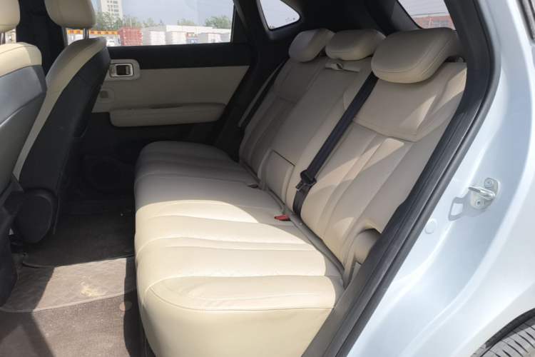 Used Wuling Xingguang S 2024 130 km Flagship Version Left Rear Seat