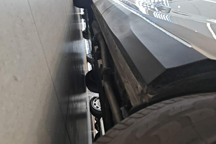 Used Wuling Xingguang S 2024 130 km Flagship Version Left Side Sill