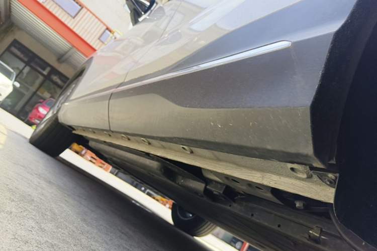 Used Wuling Xingguang S 2024 510 km Flagship Version Left Side Sill