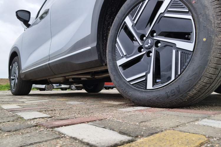 Used Wuling Xingguang S 2024 130 km Flagship Version Left Side Sill
