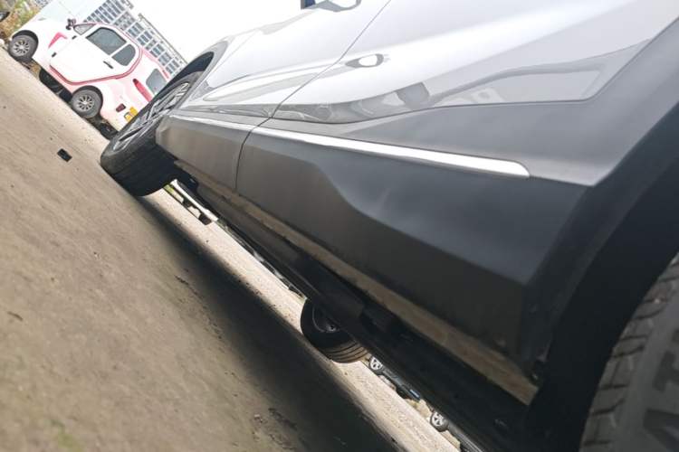 Used Wuling Xingguang S 2024 510 km Flagship Version Left Side Sill