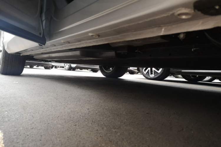 Used Wuling Xingguang S 2024 510 km Flagship Version Left Side Sill