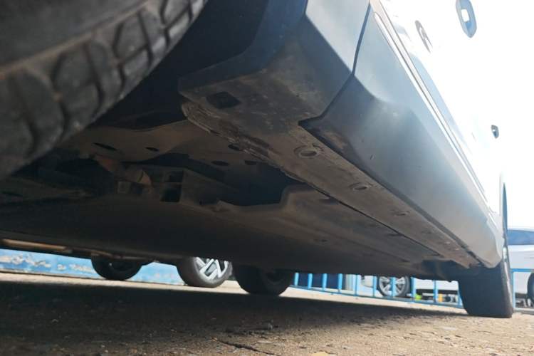 Used Wuling Xingguang S 2024 510 km Flagship Version Left Side Sill