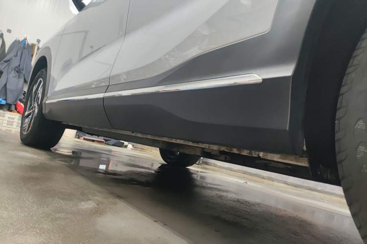 Used Wuling Xingguang S 2024 510km Flagship Edition Left Side Sill