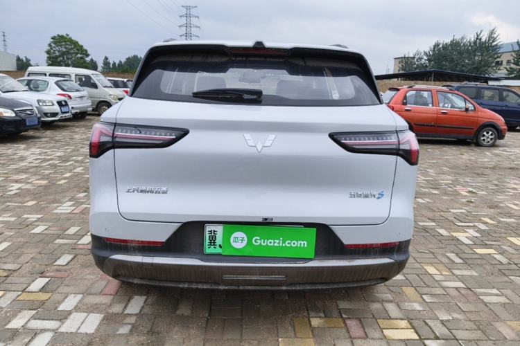 Used Wuling Xingguang S 2024 130 km Flagship Version Rear