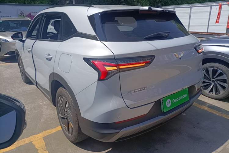 Used Wuling Xingguang S 2024 130 km Flagship Version Rear Left 45 Deg