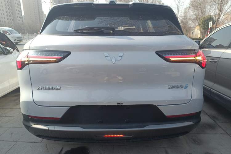 Used Wuling Xingguang S 2024 130 km Flagship Version Rear