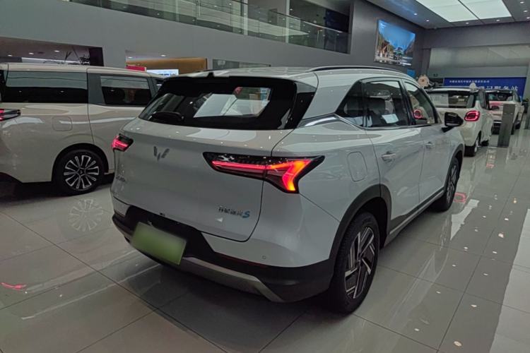 Used Wuling Xingguang S 2024 130 km Flagship Version Rear Right 45 Deg