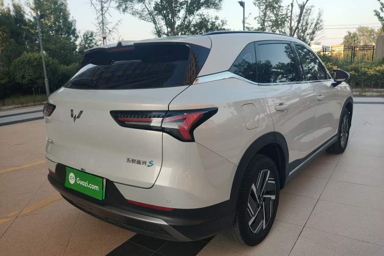 Used Wuling Xingguang S 2024 130 km Flagship Version Rear Right 45 Deg