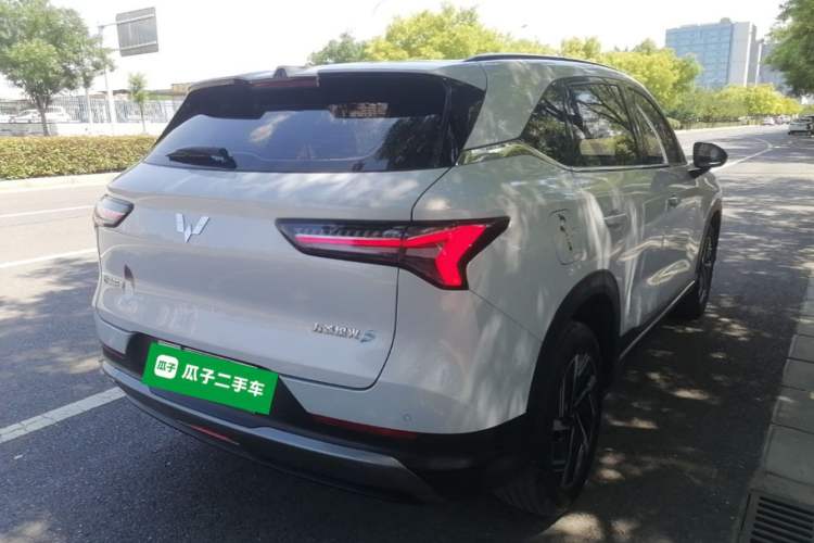 Used Wuling Xingguang S 2024 60km Advanced Version Rear Right 45 Deg