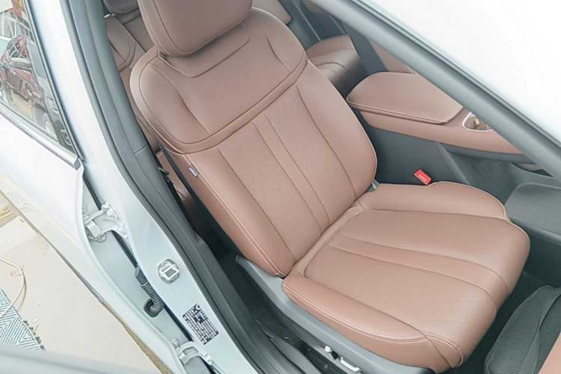 Used Wuling Xingguang S 2024 130 km Flagship Version Right Front Seat