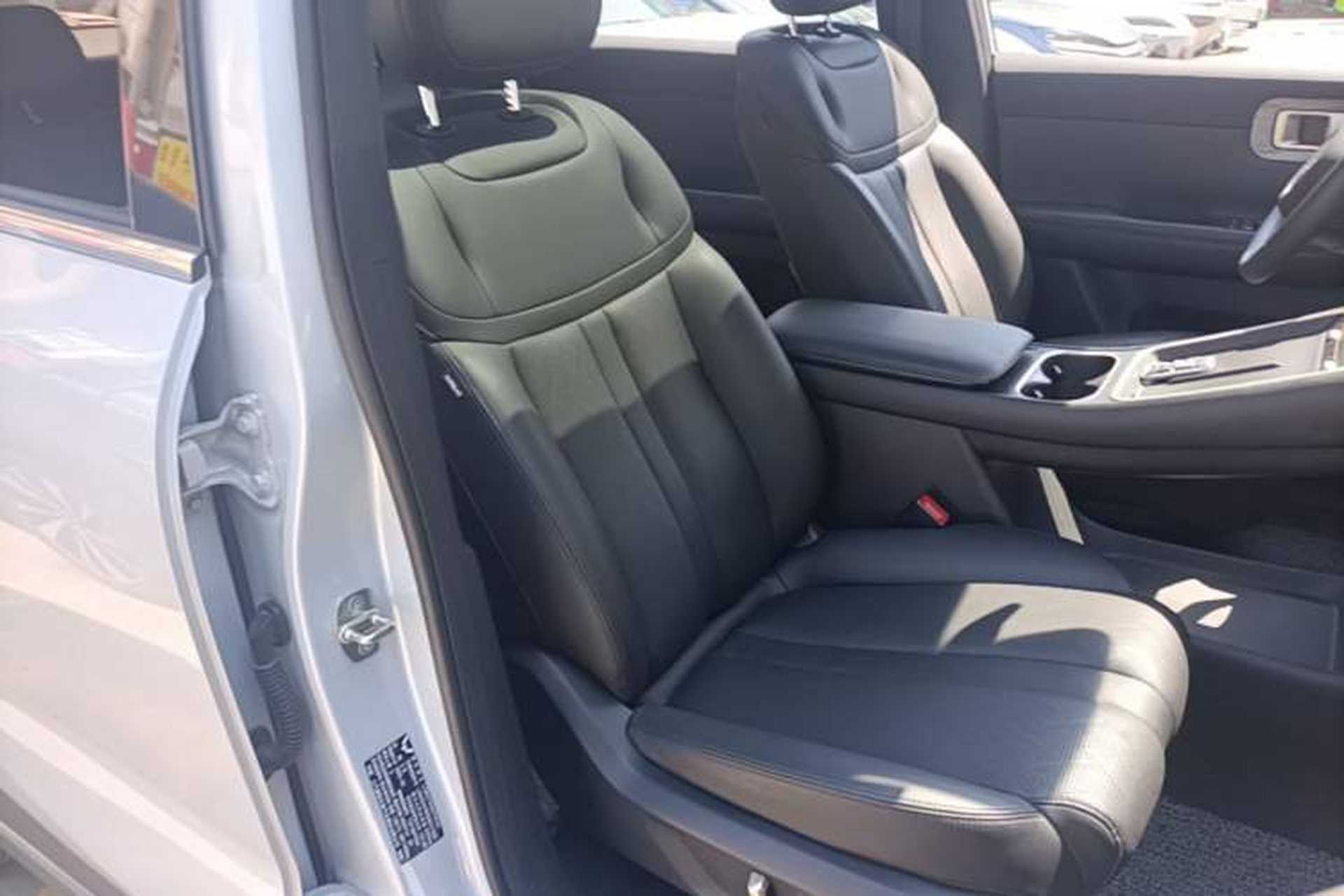 Used Wuling Xingguang S 2024 130 km Flagship Version Right Front Seat