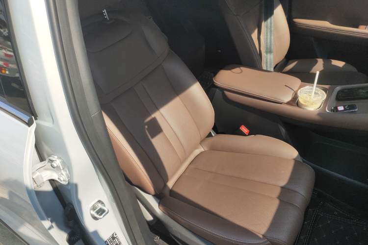 Used Wuling Xingguang S 2024 510km Flagship Edition Right Front Seat