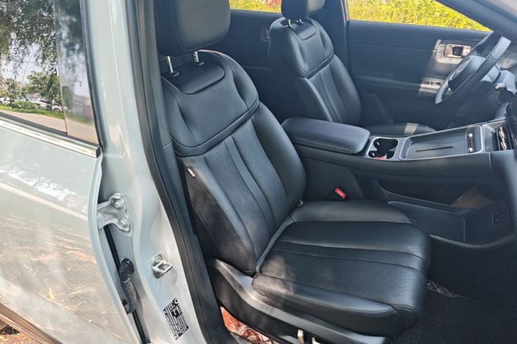 Used Wuling Xingguang S 2024 130 km Flagship Version Right Front Seat
