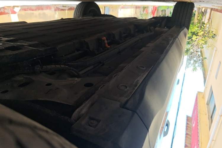 Used Wuling Xingguang S 2024 130 km Flagship Version Right Side Sill