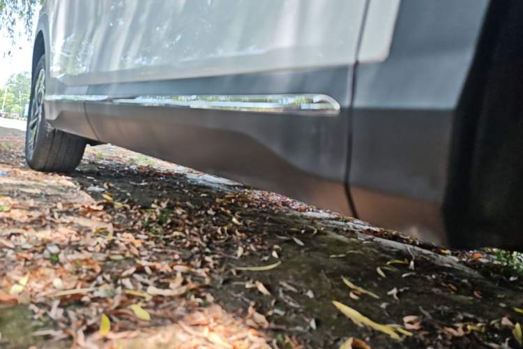 Used Wuling Xingguang S 2024 130 km Flagship Version Right Side Sill