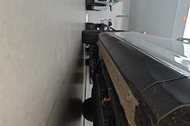 Used Wuling Xingguang S 2024 130 km Flagship Version Right Side Sill
