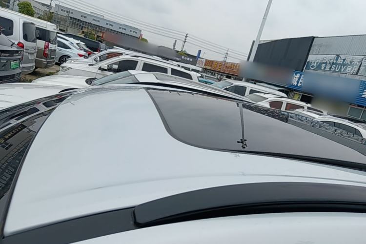 Used Wuling Xingguang S 2024 130 km Flagship Version Roof