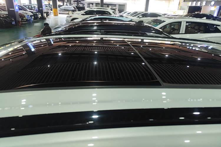 Used Wuling Xingguang S 2024 130 km Flagship Version Roof