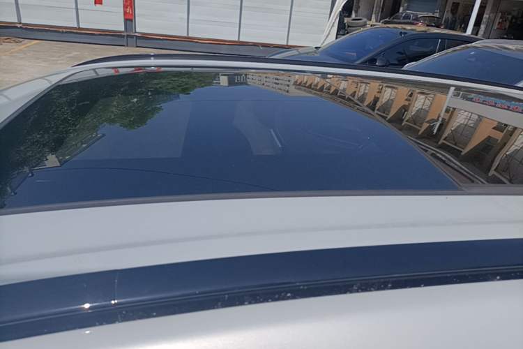 Used Wuling Xingguang S 2024 130 km Flagship Version Roof