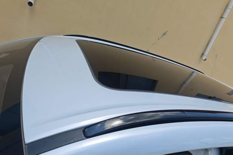Used Wuling Xingguang S 2024 130 km Flagship Version Roof