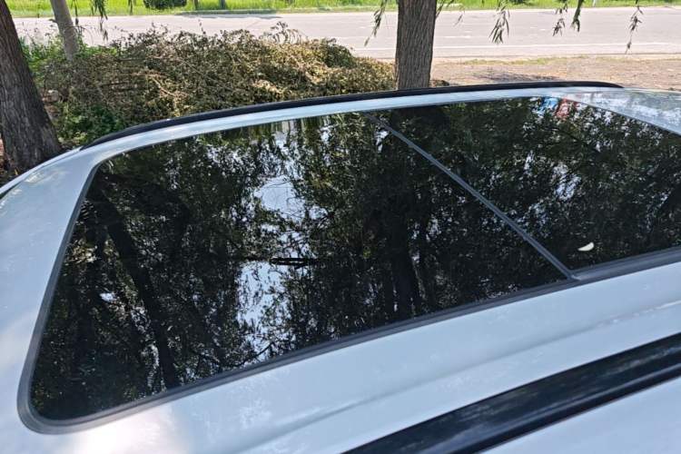 Used Wuling Xingguang S 2024 130 km Flagship Version Roof