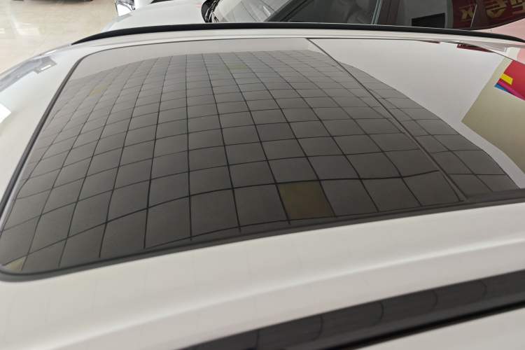 Used Wuling Xingguang S 2024 130 km Flagship Version Roof