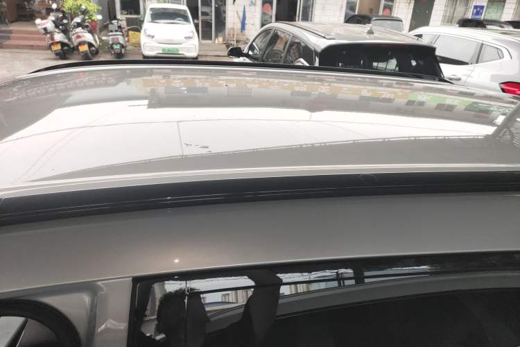Used Wuling Xingguang S 2024 130km Flagship Version Roof