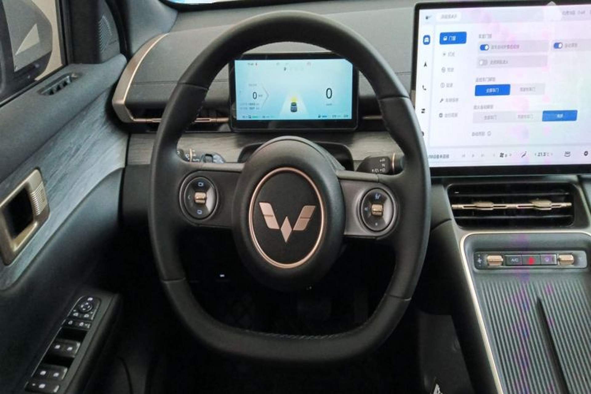 Used Wuling Xingguang S 2024 130km Flagship Version Steering Wheel