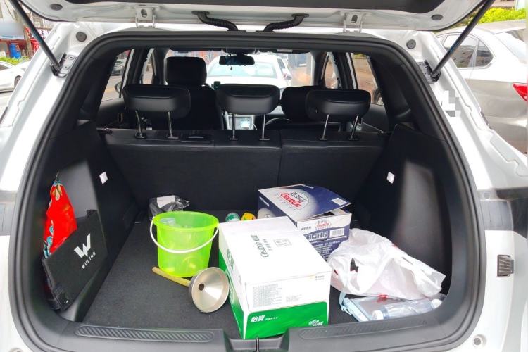 Used Wuling Xingguang S 2024 130km Flagship Version Trunk