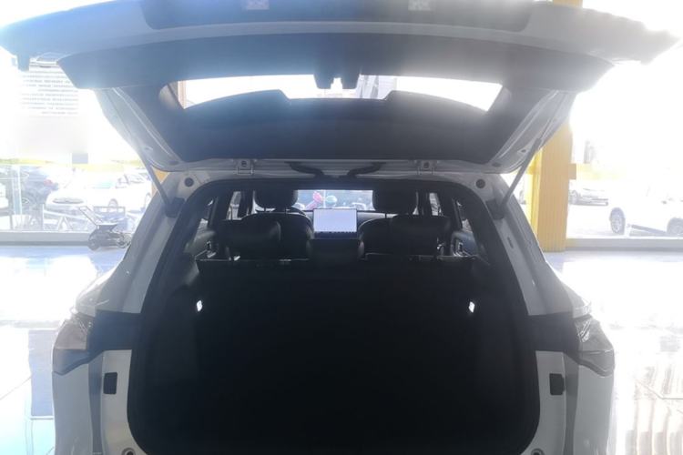 Used Wuling Xingguang S 2024 130km Flagship Version Trunk
