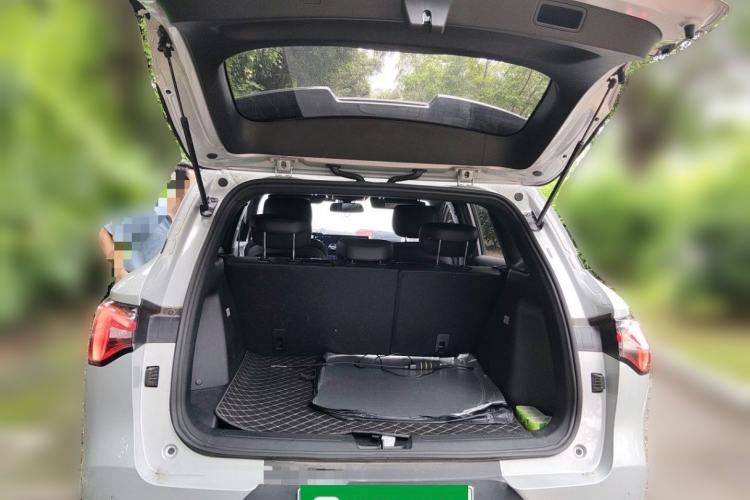 Used Wuling Xingguang S 2024 130km Flagship Version Trunk