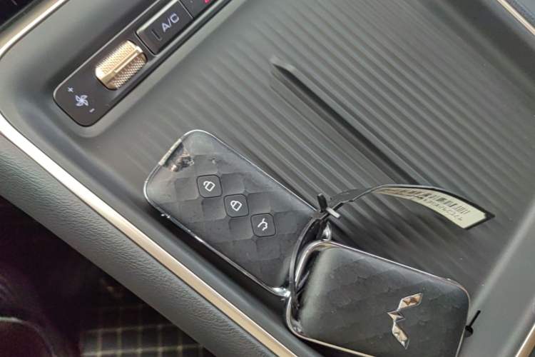 Used Wuling Xingguang S 2024 130 km Flagship Version Vehicle Key