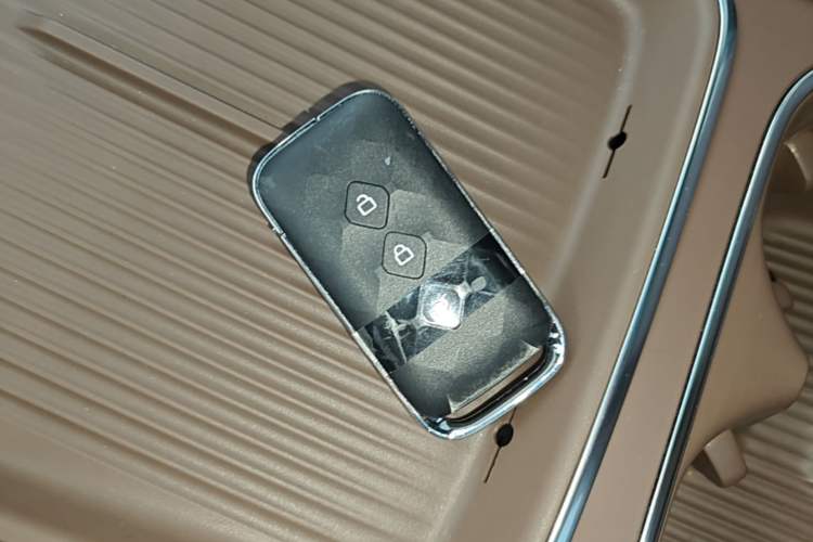 Used Wuling Xingguang S 2024 130 km Flagship Version Vehicle Key