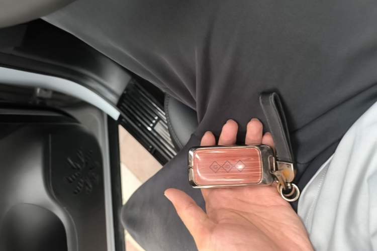 Used Wuling Xingguang S 2024 130 km Flagship Version Vehicle Key