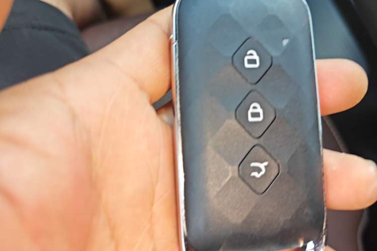 Used Wuling Xingguang S 2024 130 km Flagship Version Vehicle Key