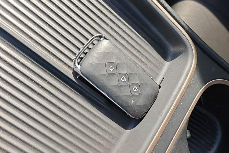 Used Wuling Xingguang S 2024 130km Flagship Version Vehicle Key