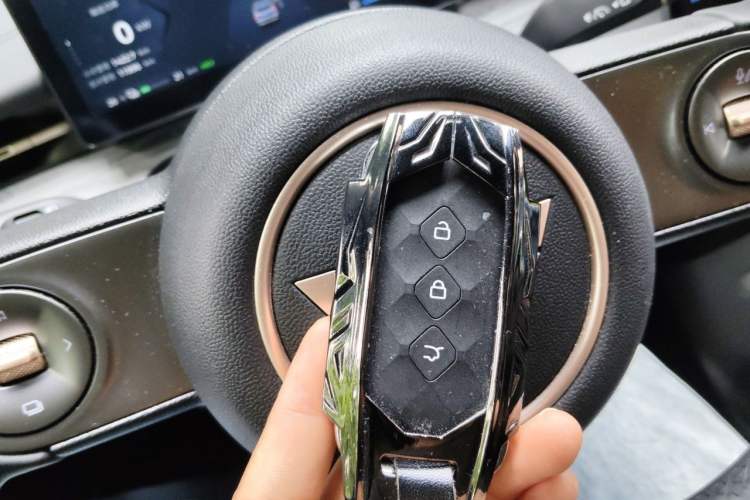 Used Wuling Xingguang S 2024 130km Flagship Version Vehicle Key