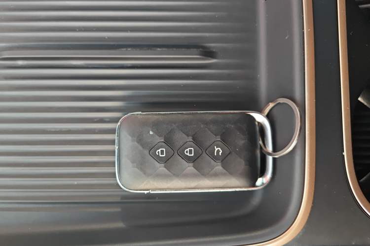 Used Wuling Xingguang S 2024 130 km Flagship Version Vehicle Key