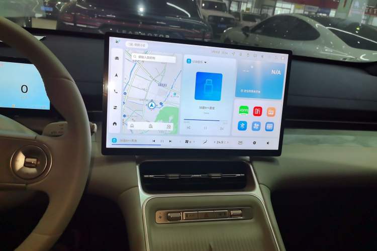 Used Wuling Xingguang S 2024 130 km Flagship Version Audio And AC Panel